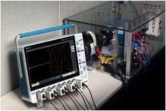 使用示波器對三相電機驅動器進行測量（上）