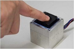 研究人員將低成本觸覺傳感器與機器學習相結合 開發(fā)具有抓握感覺的機器人