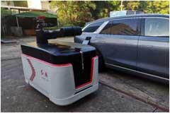 紅旗成功研制可移動智能充電機器人 可實現全自動充電