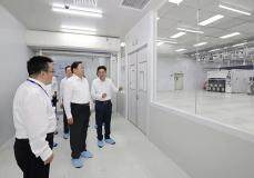 長飛先進(jìn)武漢基地首片晶圓正式下線