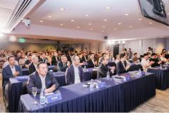 香港首家具身智能人形機器人公司落地！港仔機器人成功舉辦行業(yè)論壇和品牌戰(zhàn)略啟幕式