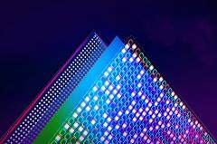 機構：2028年中國大陸全球顯示器產能份額將達75%