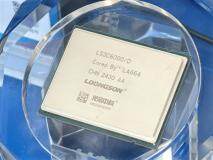 不依賴任何國外授權技術！龍芯確認3C6000國產(chǎn)CPU OEM集成順利 明年大規(guī)模出貨