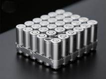 四部門：推動建立高安全、高可靠電池儲能裝備體系，研制長壽命、寬溫域、低衰減鋰電池、鈉電池、固態電池關鍵裝備