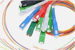 SABIC ULTEM 樹脂家族又添新成員為連接器等薄壁元件提供可著色、高流動性、玻纖增強牌號