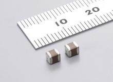 村田開始量產市面首款1210英寸（3.2×2.5mm）尺寸、額定電壓1.25kV、具備C0G特性的15nF多層片式陶瓷電容器